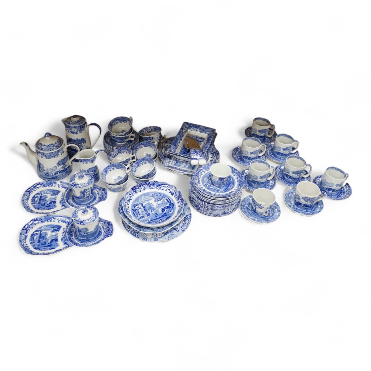 A quantity of Spode Italian dinner and tea ware to include cups and saucers, tea and coffee pot and side plates